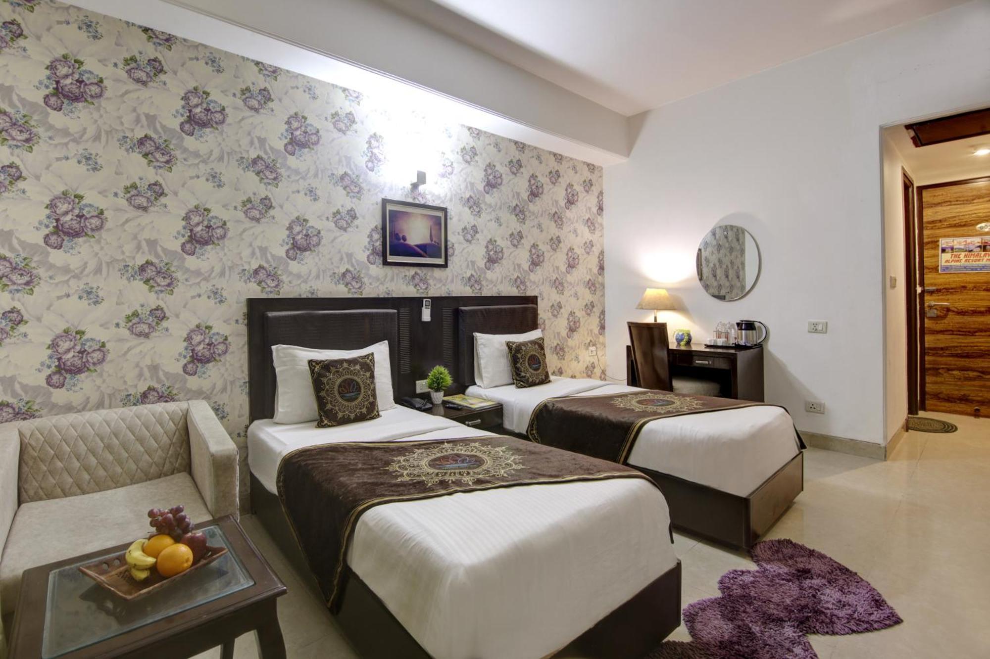 Hotel Venus Plaza New Delhi Luaran gambar