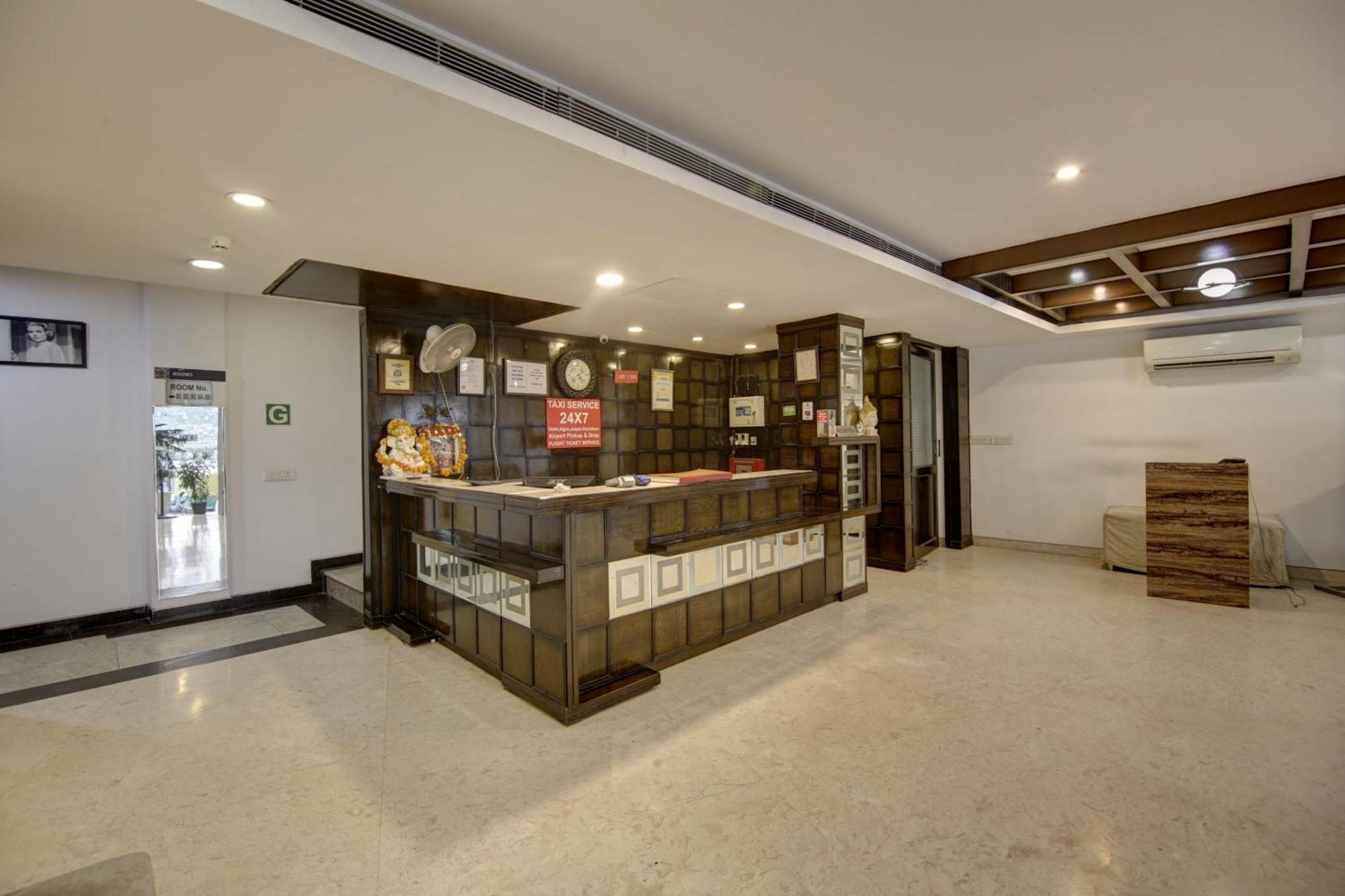 Hotel Venus Plaza New Delhi Luaran gambar