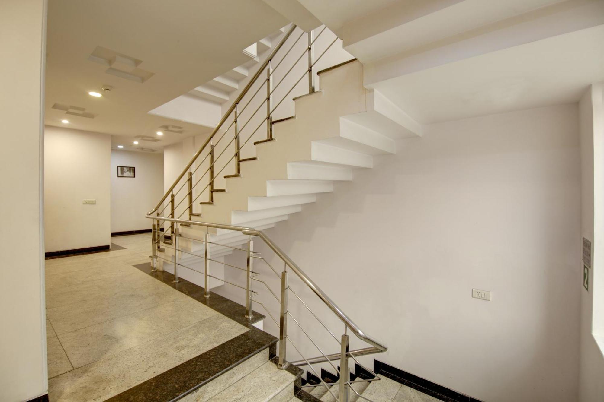 Hotel Venus Plaza New Delhi Luaran gambar
