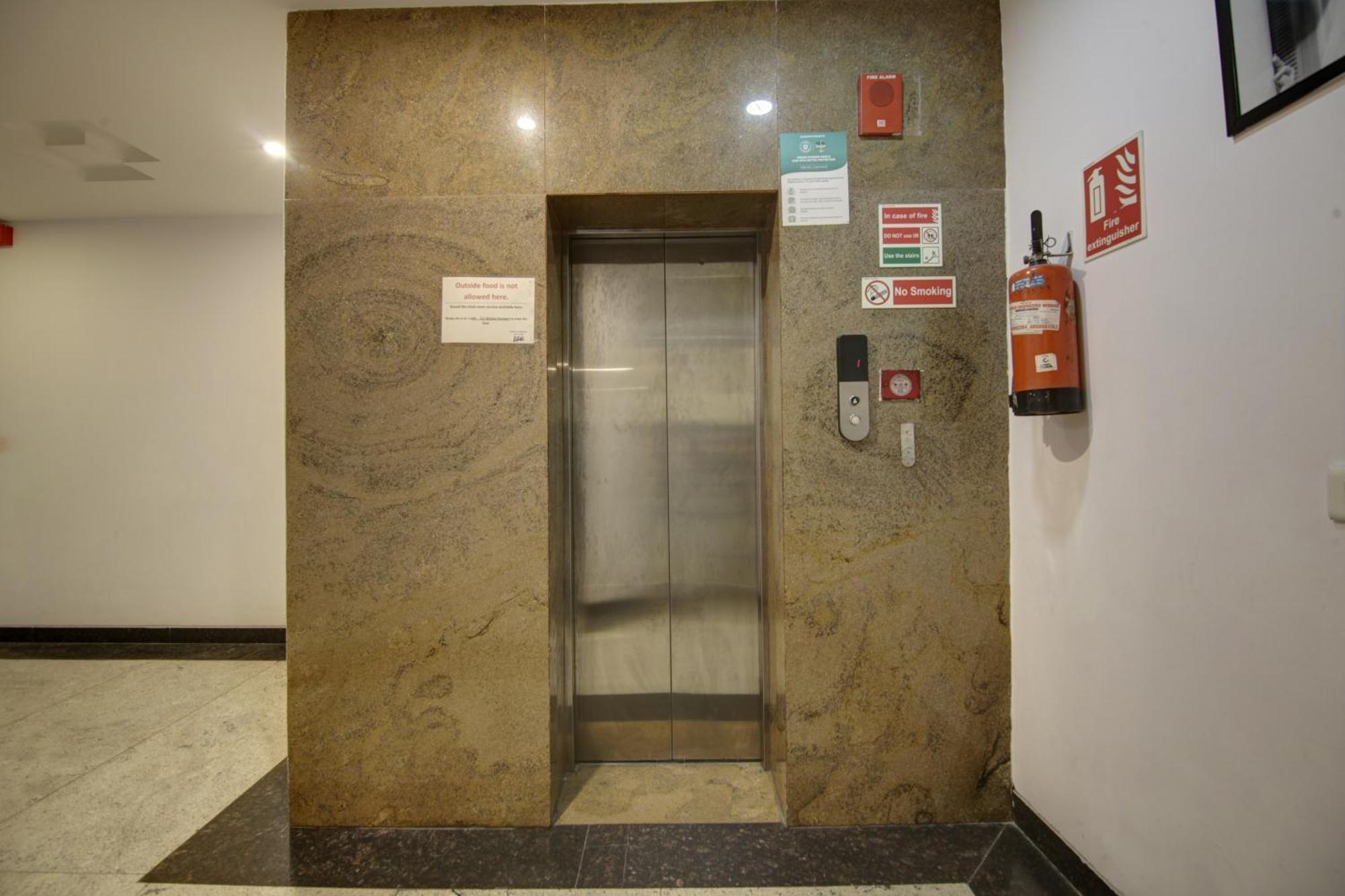 Hotel Venus Plaza New Delhi Luaran gambar