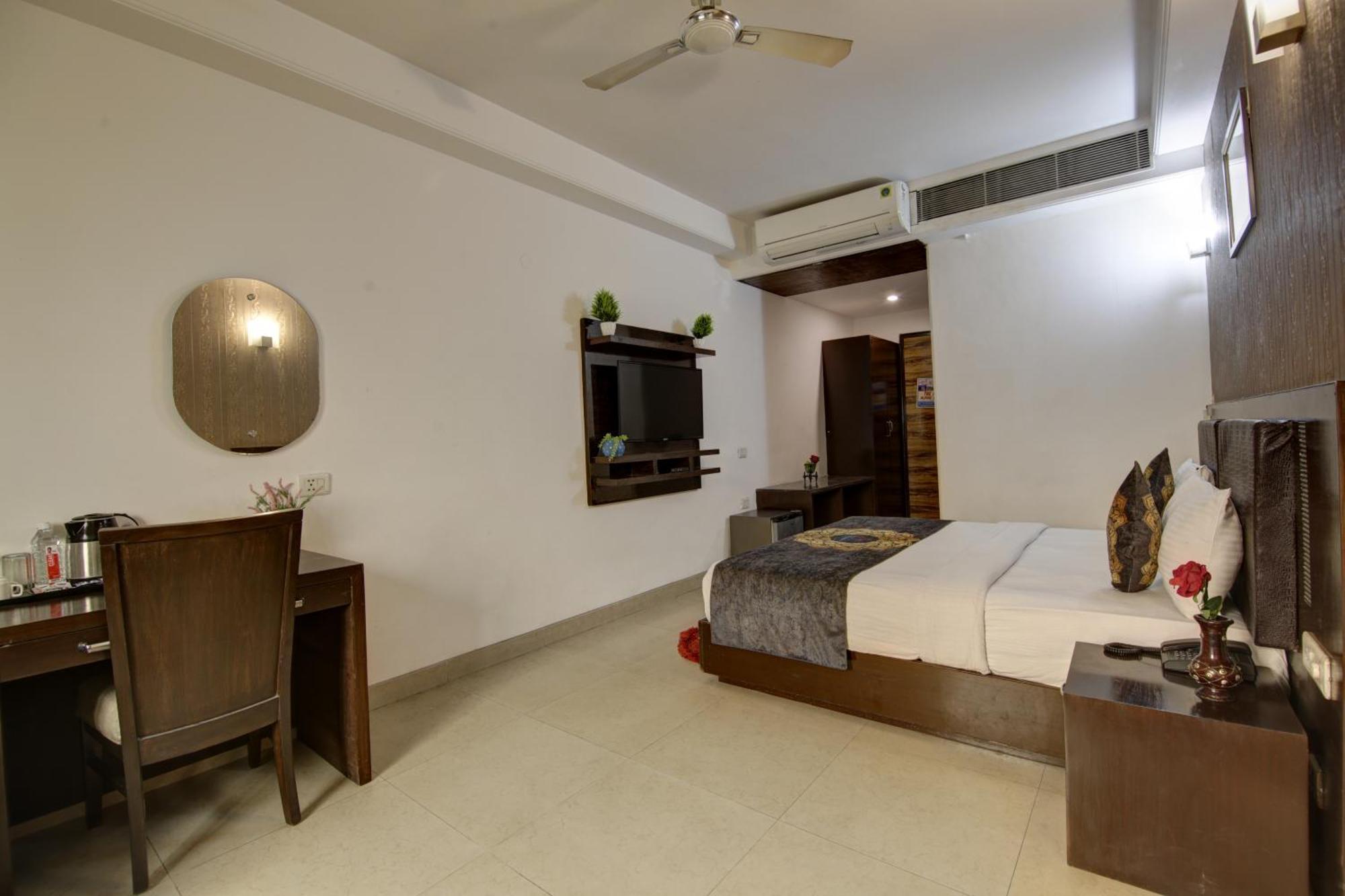 Hotel Venus Plaza New Delhi Luaran gambar