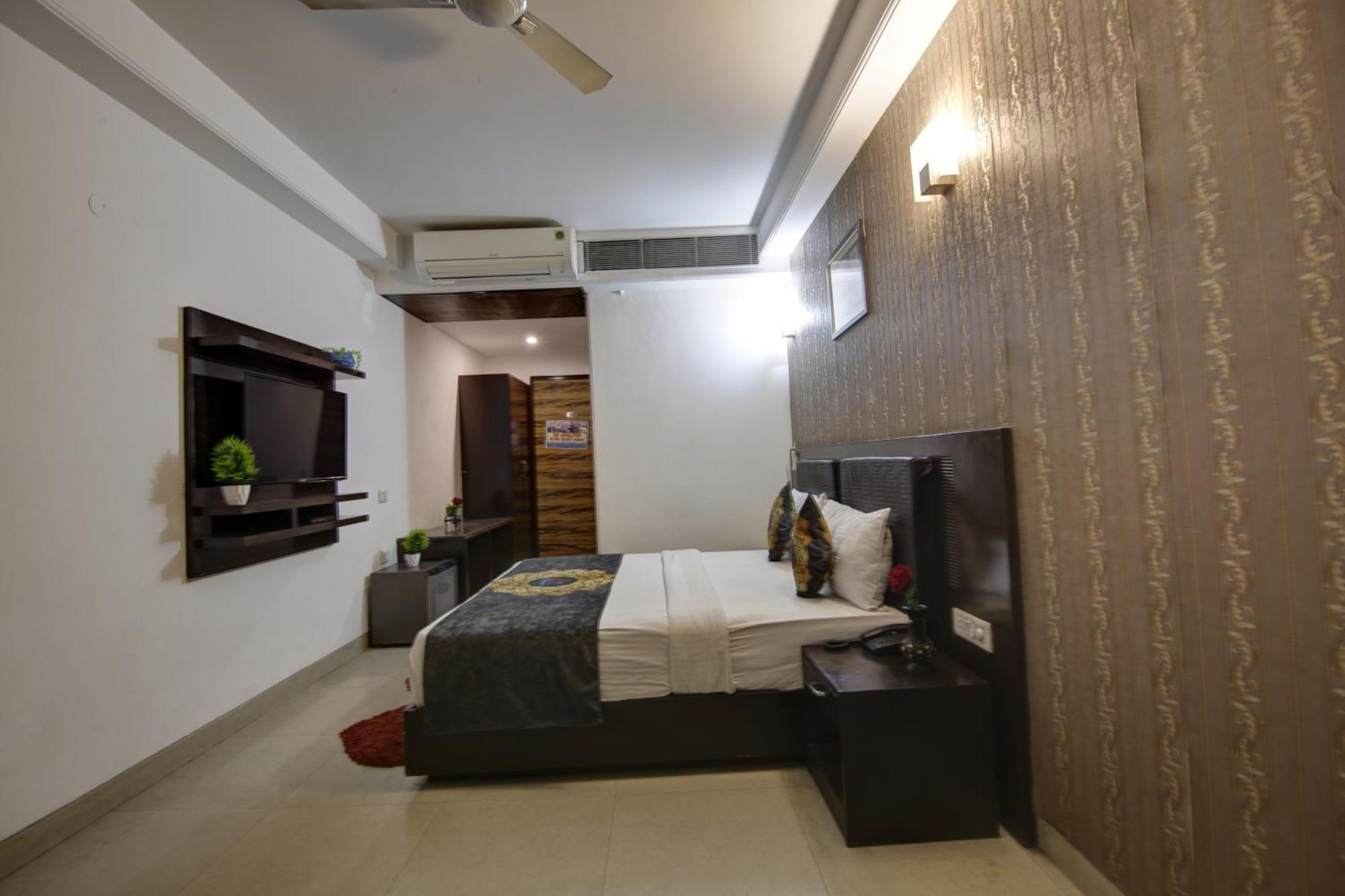 Hotel Venus Plaza New Delhi Luaran gambar