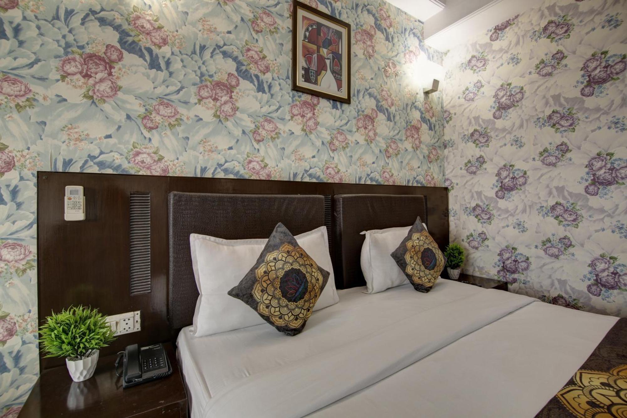 Hotel Venus Plaza New Delhi Luaran gambar